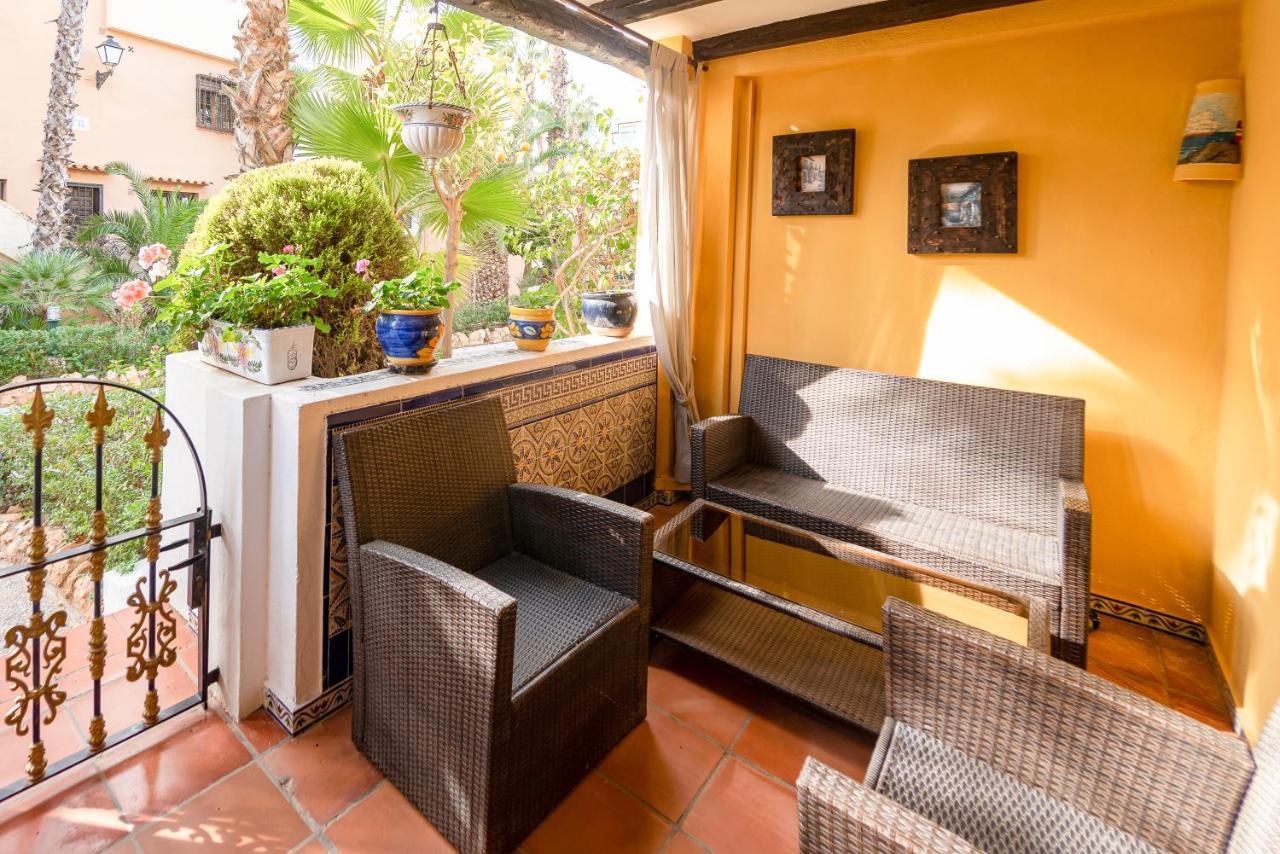 The Best House! Large Terrace Beach And Bars! Traveller Awards 2024-2025 Torrevieja Kültér fotó
